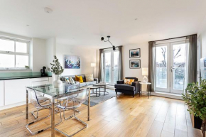 Tranquil Belsize Park Haven with Stunning Views